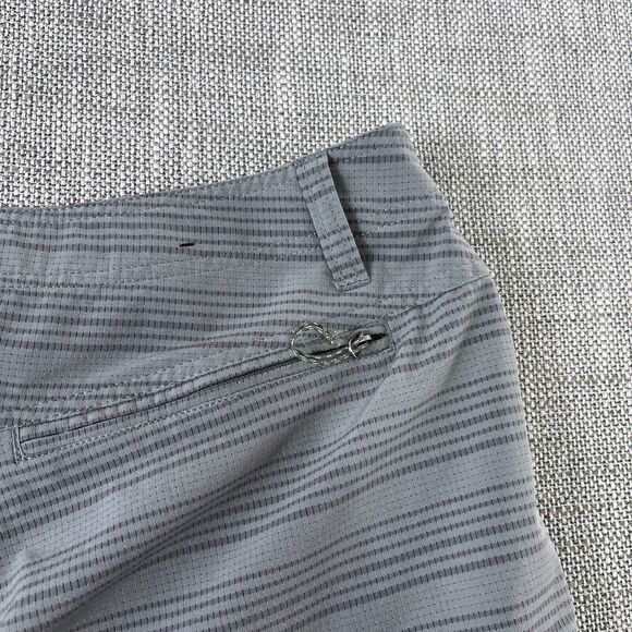 Kuhl Upriser Shorts Mens 38x9.5 Gray Striped Breathable Performance Outdoors - Picture 11 of 11